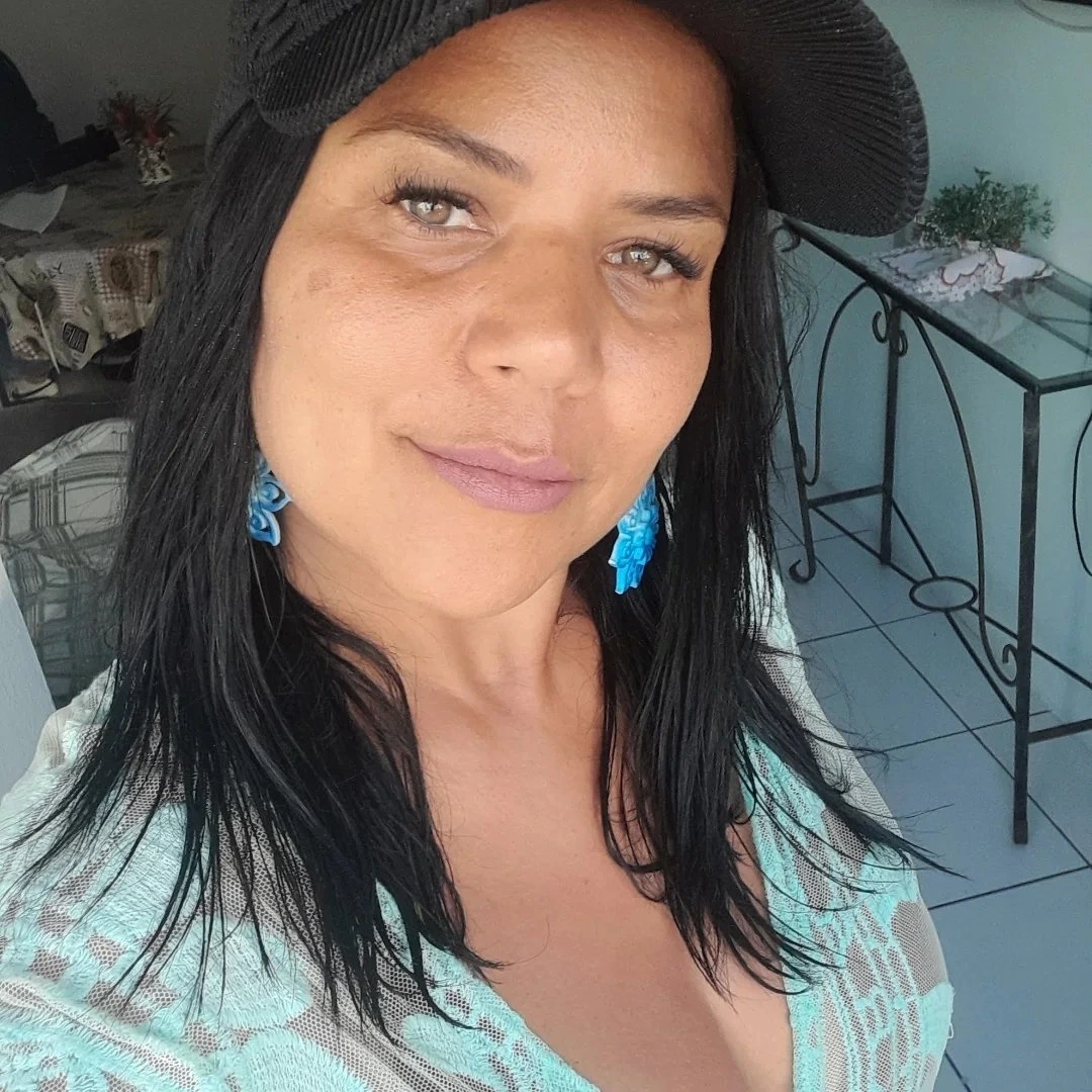 Elizabeth Souza