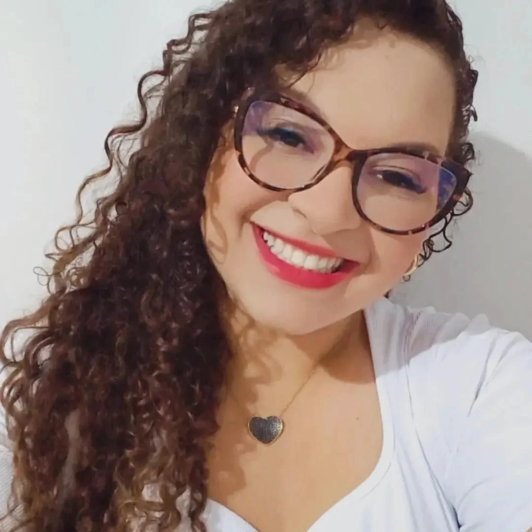 Stefanie Marques